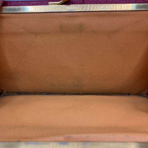 VTG Gucci Wallet Red Leather Bifold Kisslock Framed Card Holder Classic Luxury - Picture 10 of 15